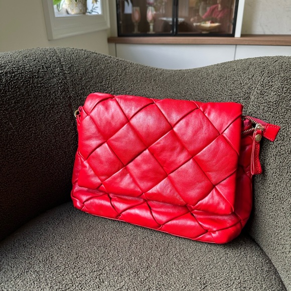 Red Quilted Leather Clutch - Picture 2 of 11